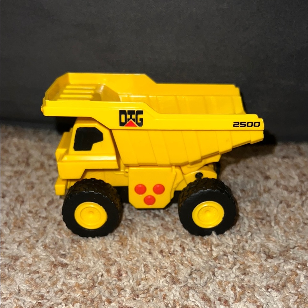 Maxx Action Construction Dump Truck Vehicle Lights and Sounds 5"